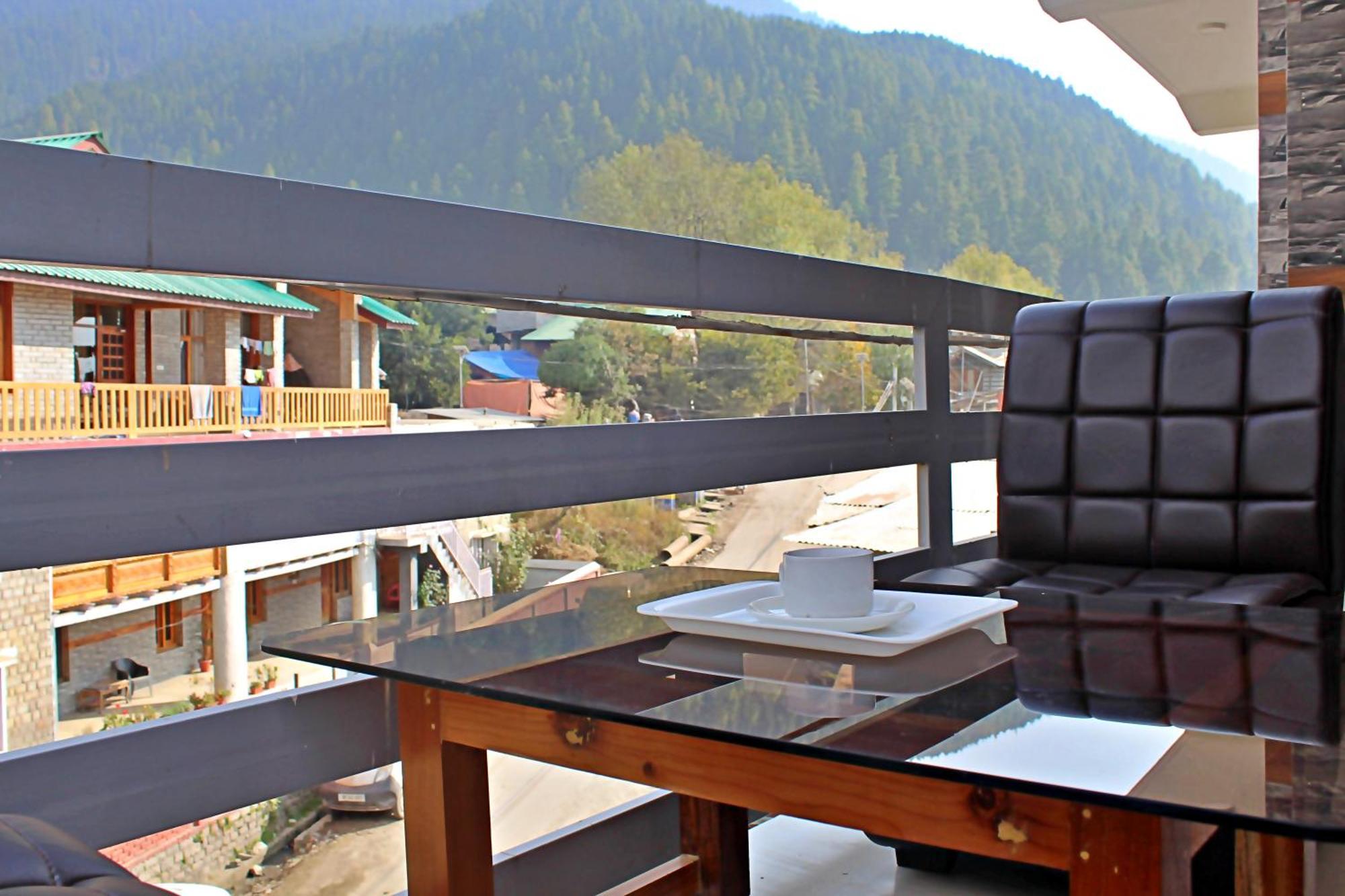 The Richie Royal Inn Manāli Exteriör bild